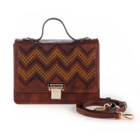Geanta RENA cu broderie manuala, din piele naturala maro-cognac model Ruby RNM121-16V